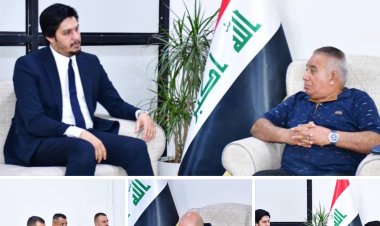 ضمن جدول الزيارات المستمره  مركز البوصلة للحوار والدراسات يستقبل الكفاءات  والشخصيات المثقفة والناشطين السياسيين والإعلاميين في مقره في ذي قار .