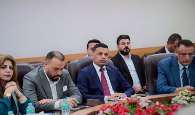 مركز البوصلة للحوار والدراسات B.C.D.S يعقدُ جلسة نقاشية مفتوحة في بغداد حول أولويات المنهاج الحكومي في المرحلة المقبلة : الاقتصاد والعلاقات الدولية